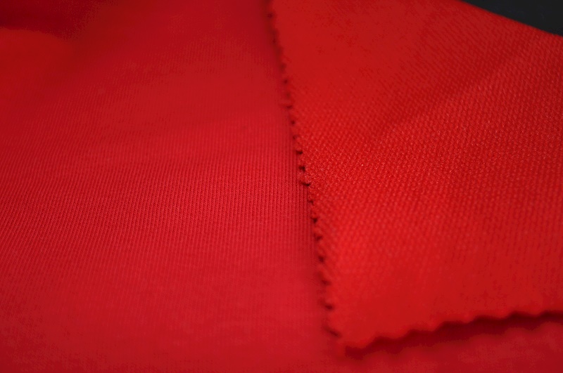 Yarım Yaka Sweatshirt